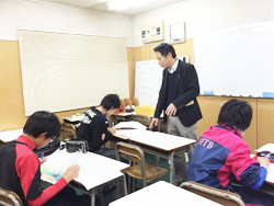 小学生授業風景